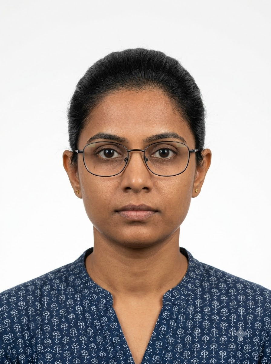 files/Woman_posing_for_ID_photograph_202608252308.jpg